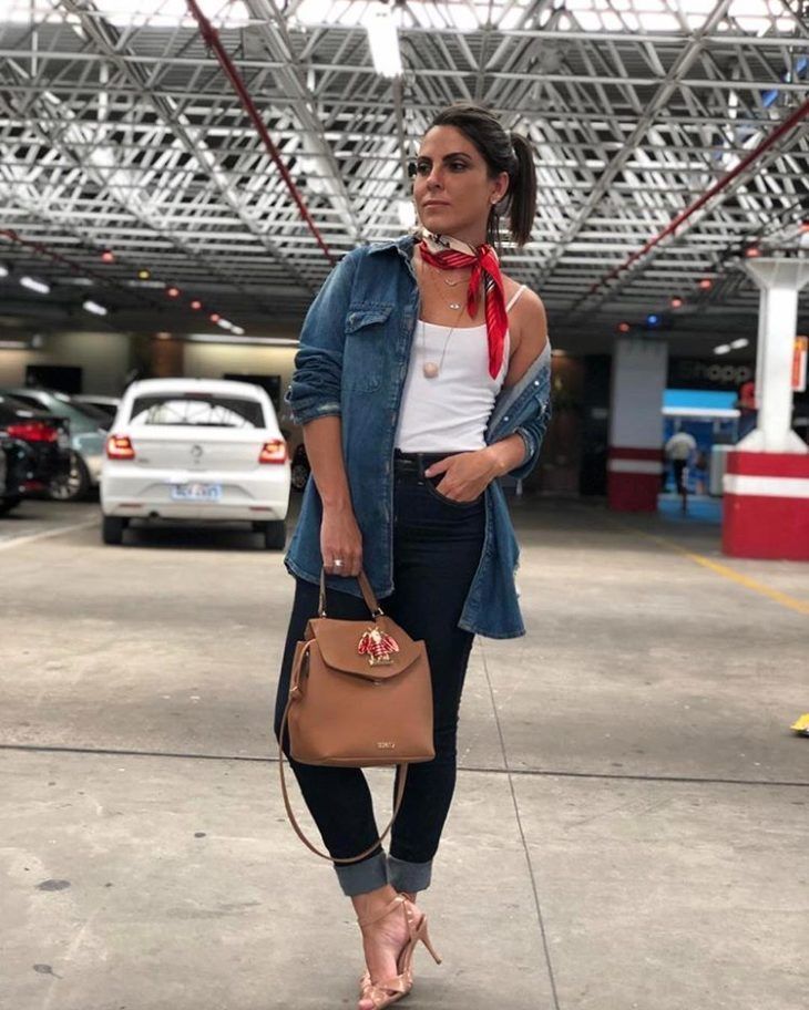 Cómo llevar una bandana: 50 inspiraciones para lucir el accesorio en 2020 |  Cómo llevar bufandas, pañuelos, bufandas grandes