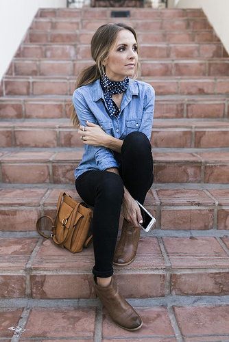 Bufanda es tendencia 2017 |  Vestidos de bufanda, ideas de moda, ropa casual de otoño.