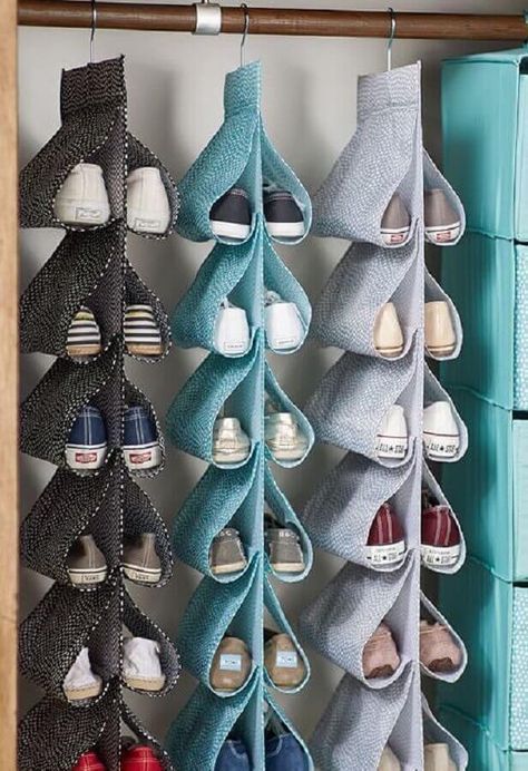 Cómo organizar los zapatos: mira nuestros consejos + 40 modelos | Organiza zapatos, armario de dormitorio, accesorios para el hogar.