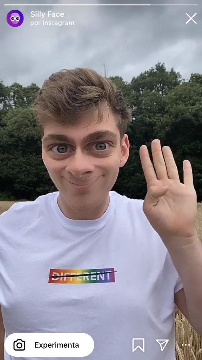 Hombre con filtro de instagram divertido