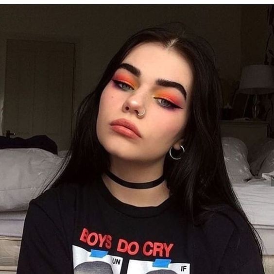 E-Girl: ¡Aprende todo sobre el nuevo estilo que llegó a la web!