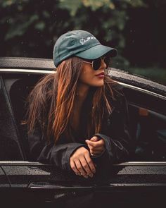 Óptica Multi Óptica - Estilo Propio By Sir oculos mujer, oculos 2020, monturas | Poses fotográficas para niñas, poses para mujeres, poses fotográficas